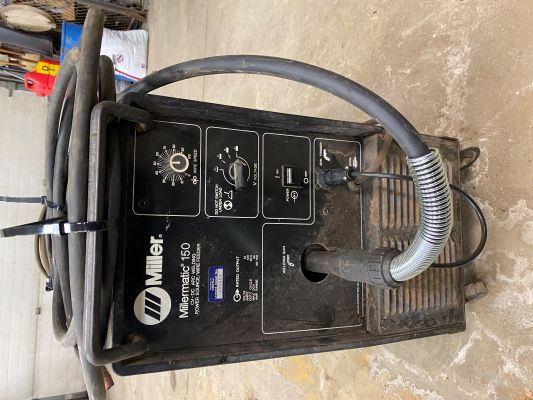 Miller ARC Welding Welder - Image 9